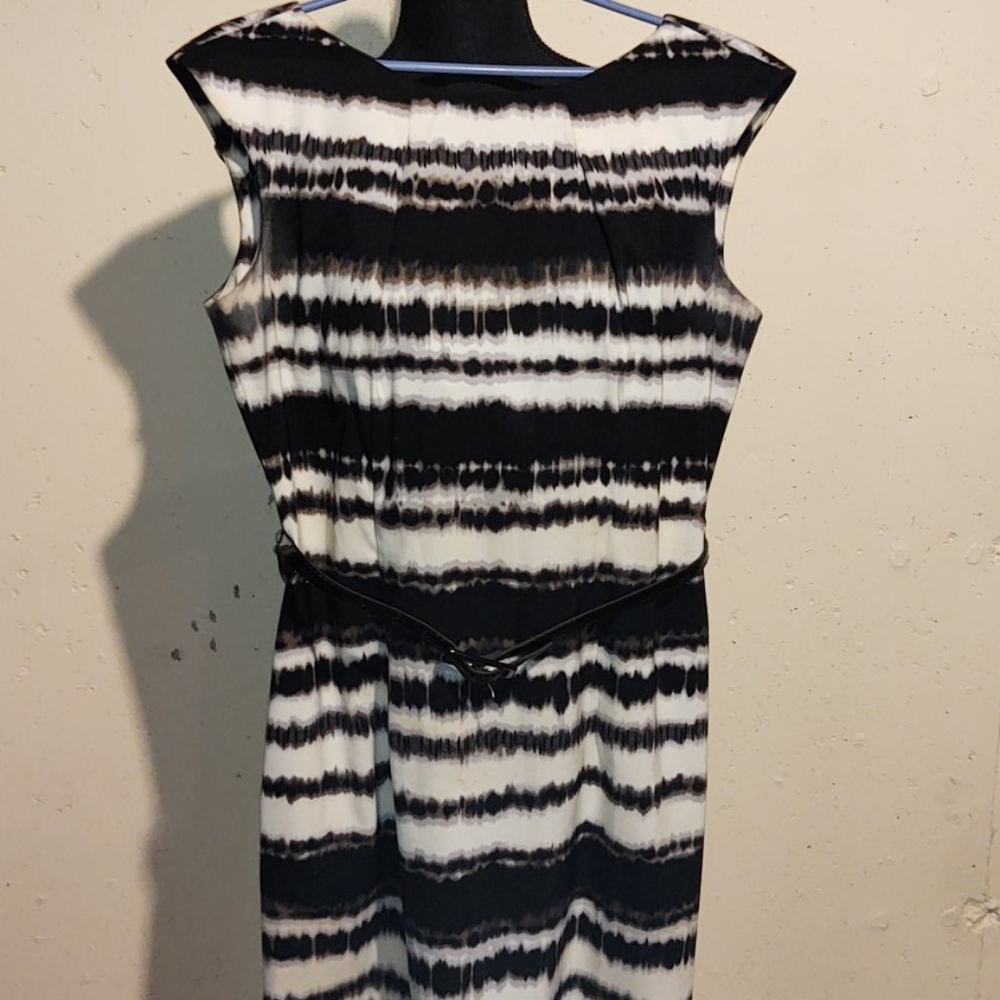 CB established 1962 Dress